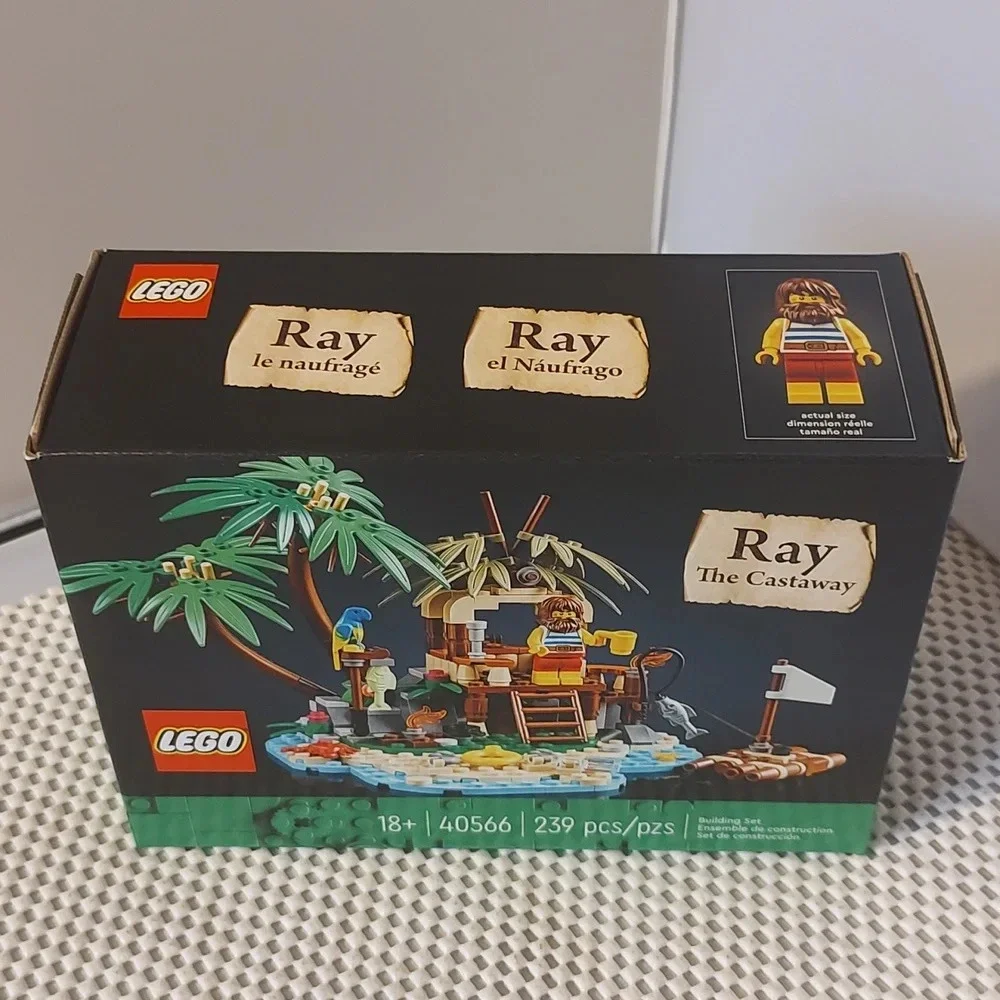 Lego 40566 Ray The Castaway NWT Building Toy Set